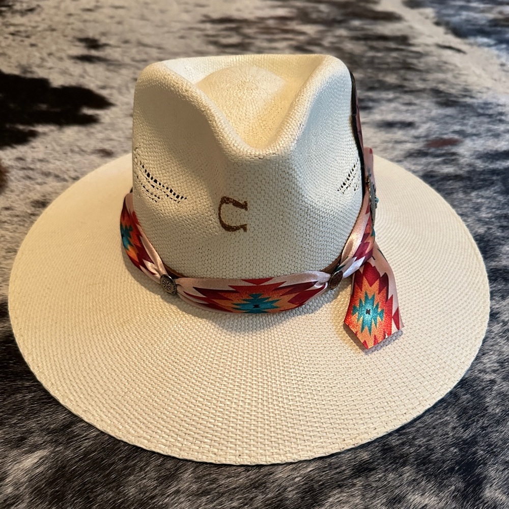 Charlie 1 Horse Straw Hat size Medium